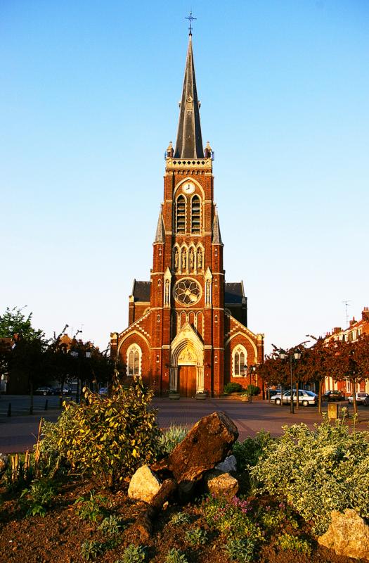 Photo de l'église de Saint-André-Lez-Lille, en région Hauts-de-France. 