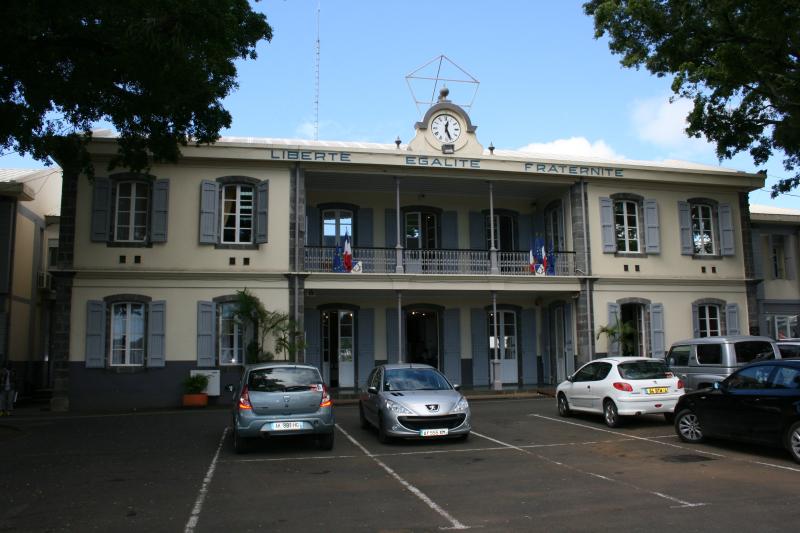 Vue de l'hôtel de ville de Saint-André de La Réunion.