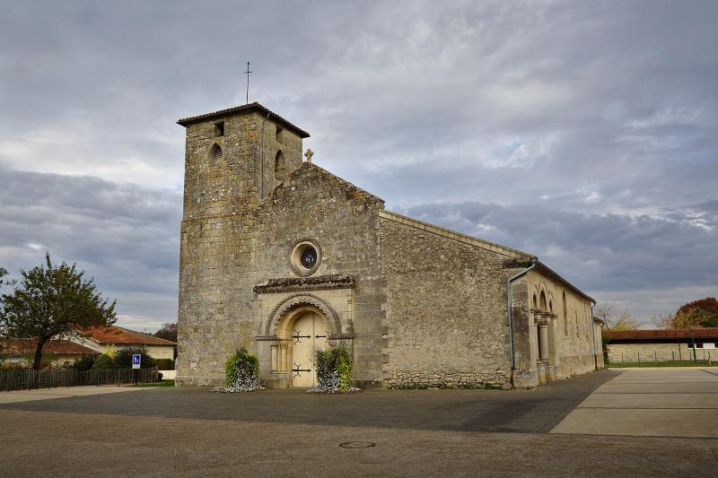 L'église de Saint-Aubin-de-Médoc.