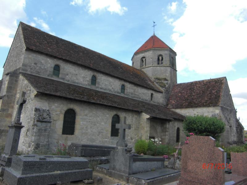  L'église Saint-Pierre.