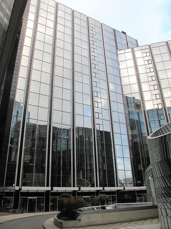 Le siège social du groupe à Courbevoie.