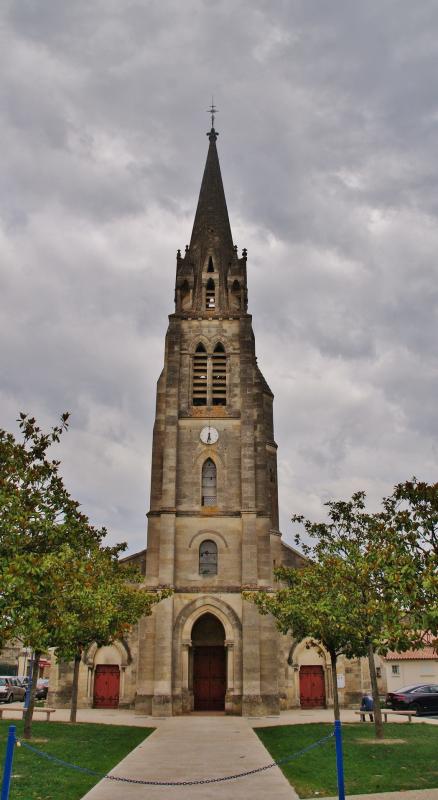 L' église St Medard.