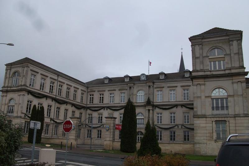 La mairie.