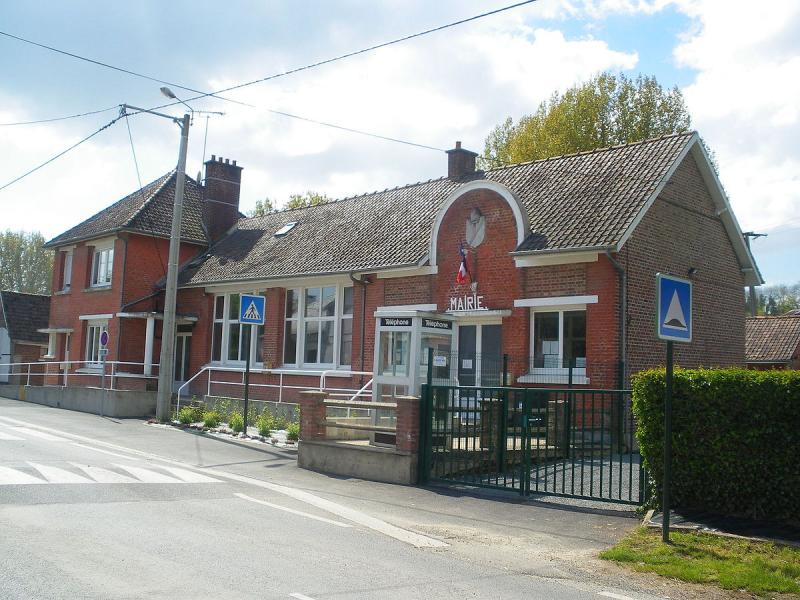  La mairie de Saint-Rémy-au-Bois, dans le département du Pas-de-Calais.