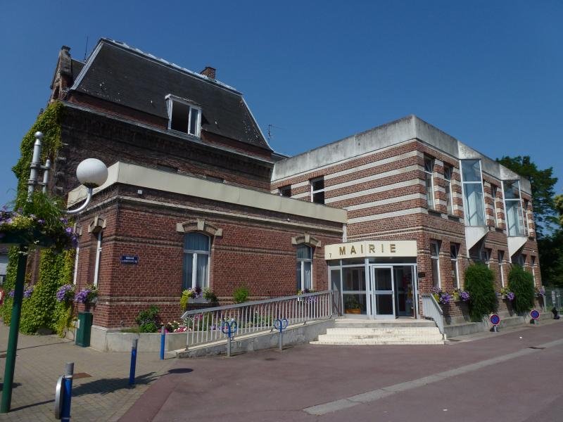 La mairie de Saint-Saulve, dans le département du Nord, en région Hauts-de-France