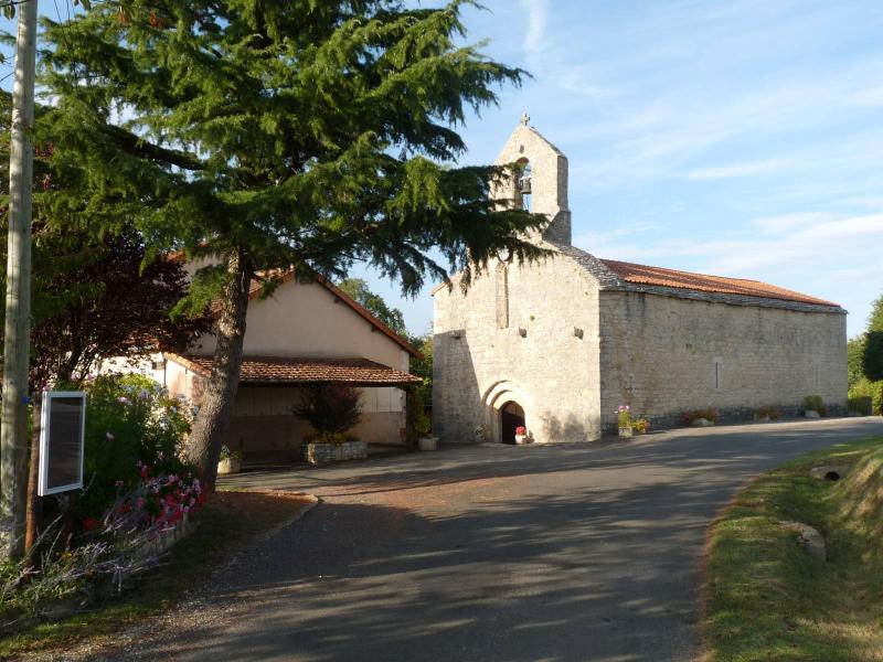 La mairie et l'église.