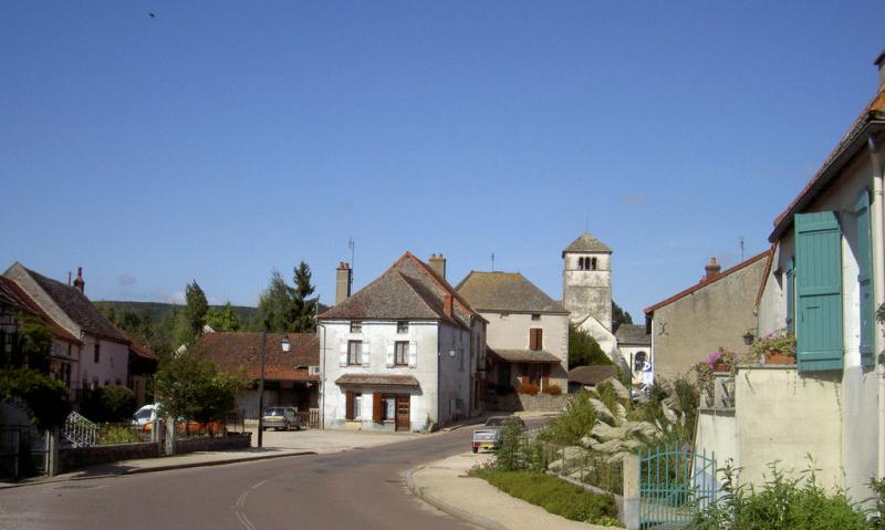 Vue du village de Sainte-Hélène,  dans le département de Saône-et-Loire.
