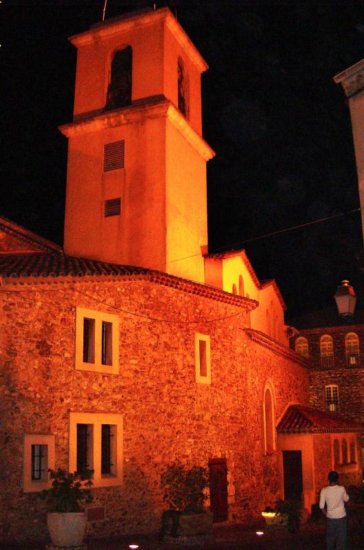 Photo de l'église de Sainte-Maxime, en région Provence-Alpes-Côte d'Azur.