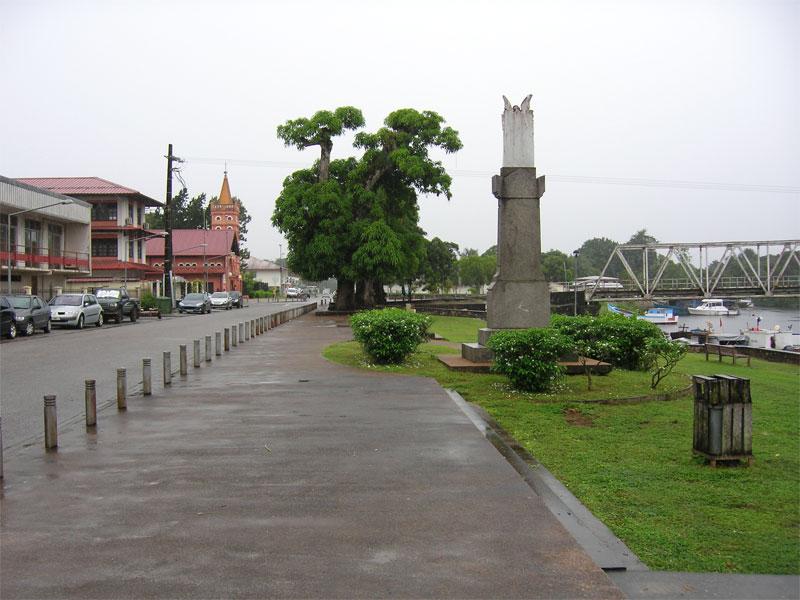 Commune française de Sinnamary, située dans le département et la région de la Guyane