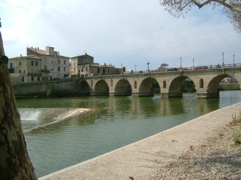 Le pont de Romans à Sommières.