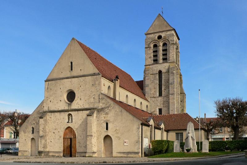  L'église, inscrite aux monuments historiques.