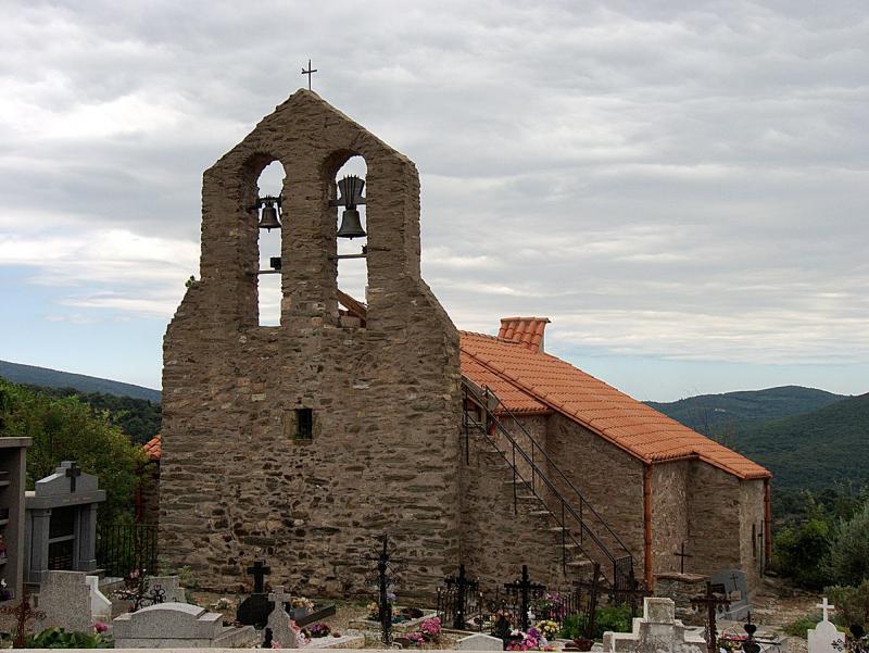 Église paroissiale Saint-Jean l'Évangéliste, à Taulis.