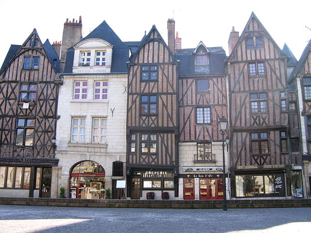 Place Plumereau à Tours