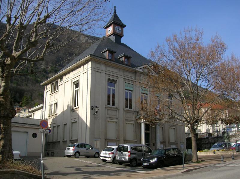 Photo de la mairie de la commune de La Tronche, en région Auvergne-Rhône-Alpes.