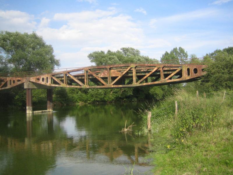 Pont sur la Meuse à Vacherauville, dans le département de la Meuse.