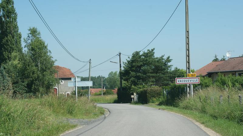 entrée du village de Vacqueville,  dans le département de Meurthe-et-Moselle.