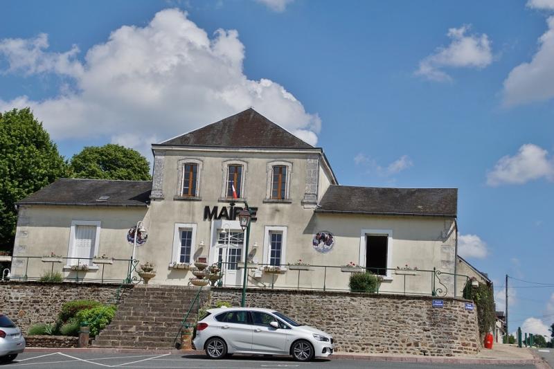 La mairie.