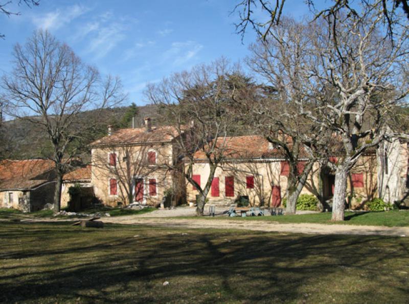 Le village de Vérignon situé dans le Var, en France