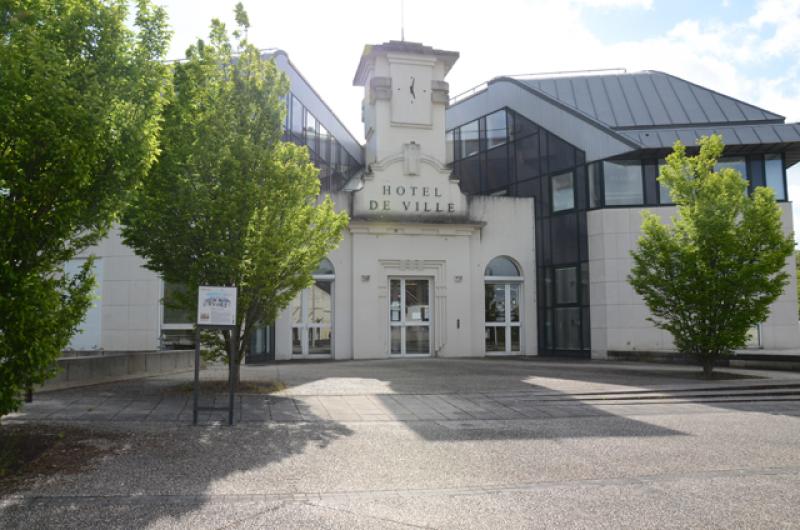 La mairie de La Verrière.