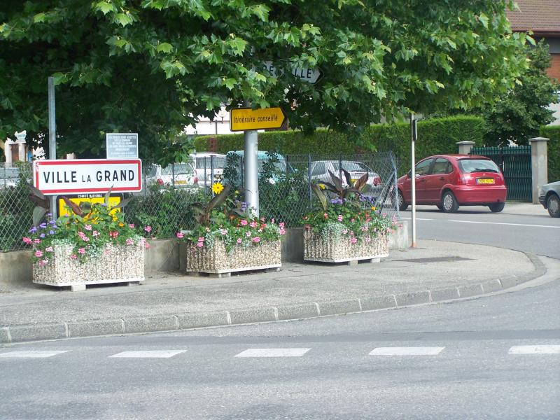 Vue de l'entrée de la ville.