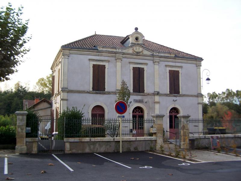La mairie (octobre 2015).