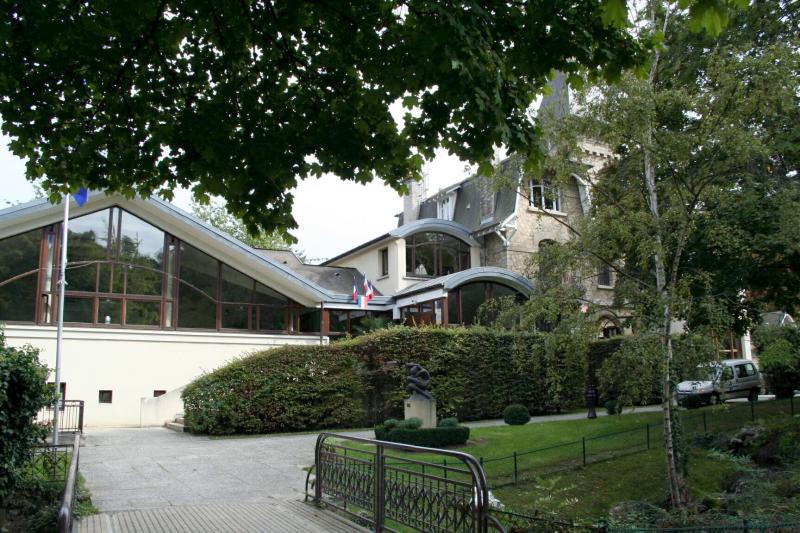Mairie de Villennes-sur-Seine.