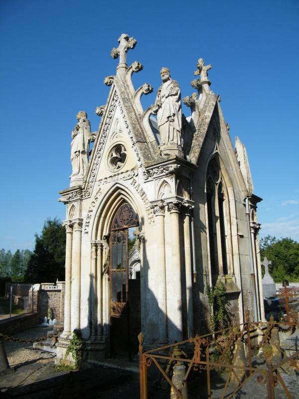 Chapelle, près de l'église.