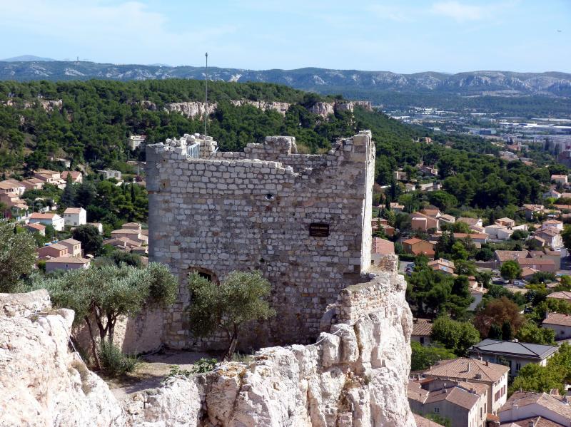 Photo de la tour Sarrasine à Vitrolles, en région Provence-Alpes-Côte d'Azur.