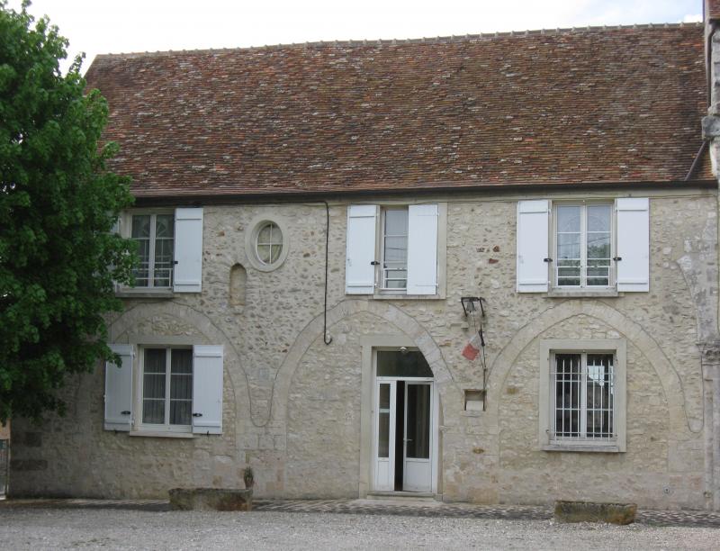 La mairie.