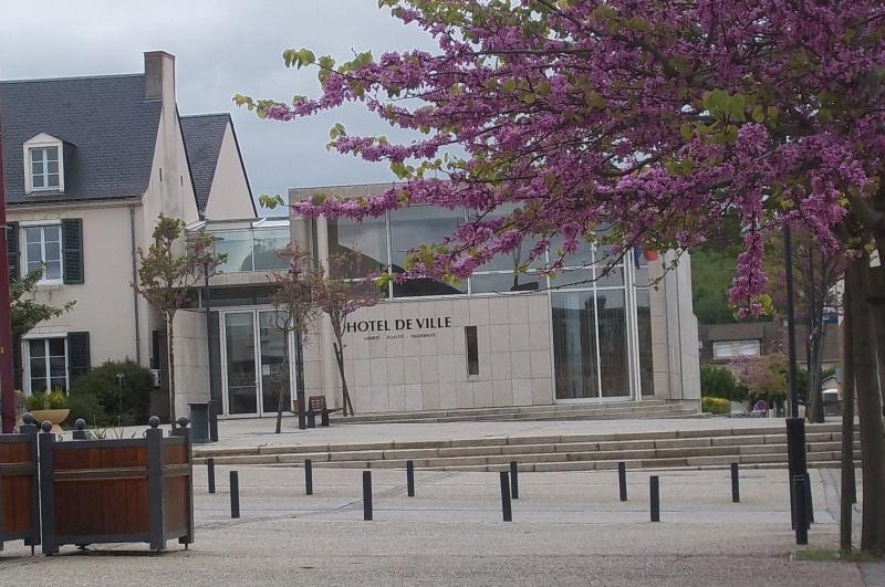 Mairie d'Yvré-l'Évêque