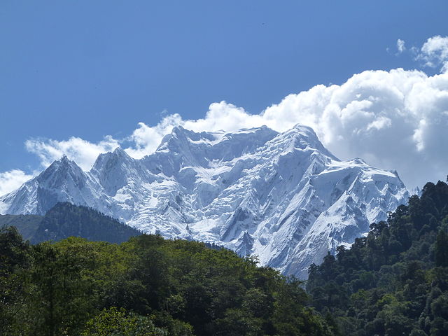 Gyala Peri, Octobre 2011