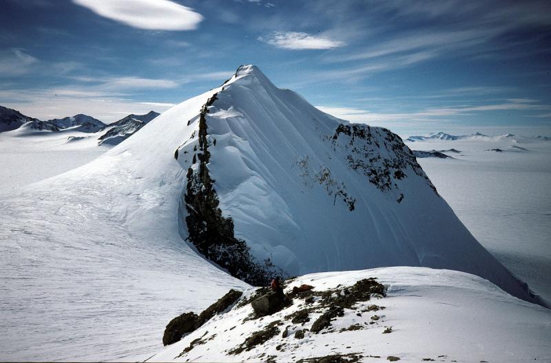 Mont Jackson.