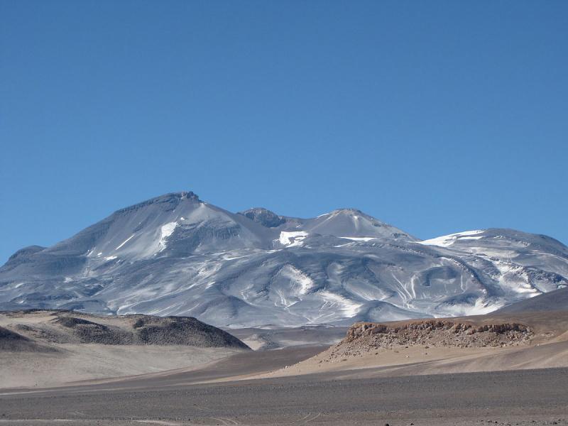 Nevado Ojos del Salado.