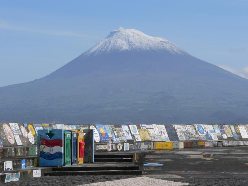Ponta do Pico.