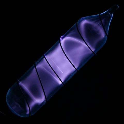 Hydrogène incandescent ultra pur.