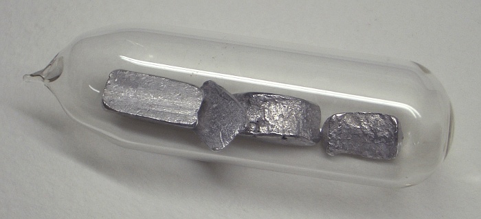 Thallium contenu dans une ampoule.
